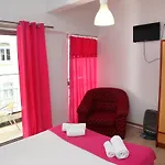 Lisbon Suite Home Pensjonat 2*