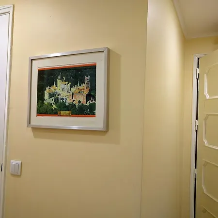 Πανσιόν Lisbon Suite Home 2*