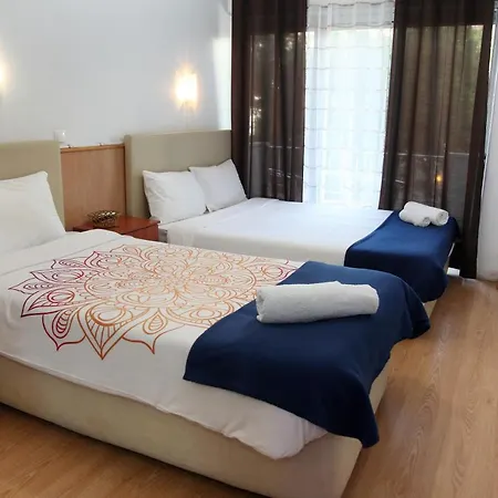 Lisbon Suite Home 2* Лиссабон