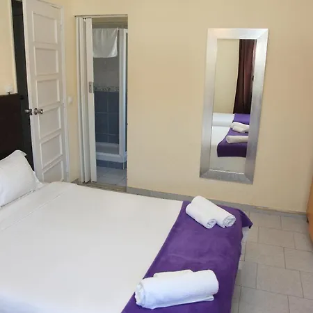 Гостевой дом Lisbon Suite Home