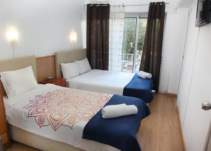 Guest house Lisbon Suite Home 2*