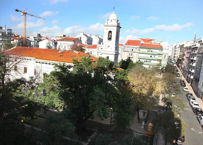 Lisbon Suite Home 2*